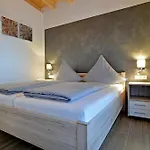 Ferienhaeuser - 